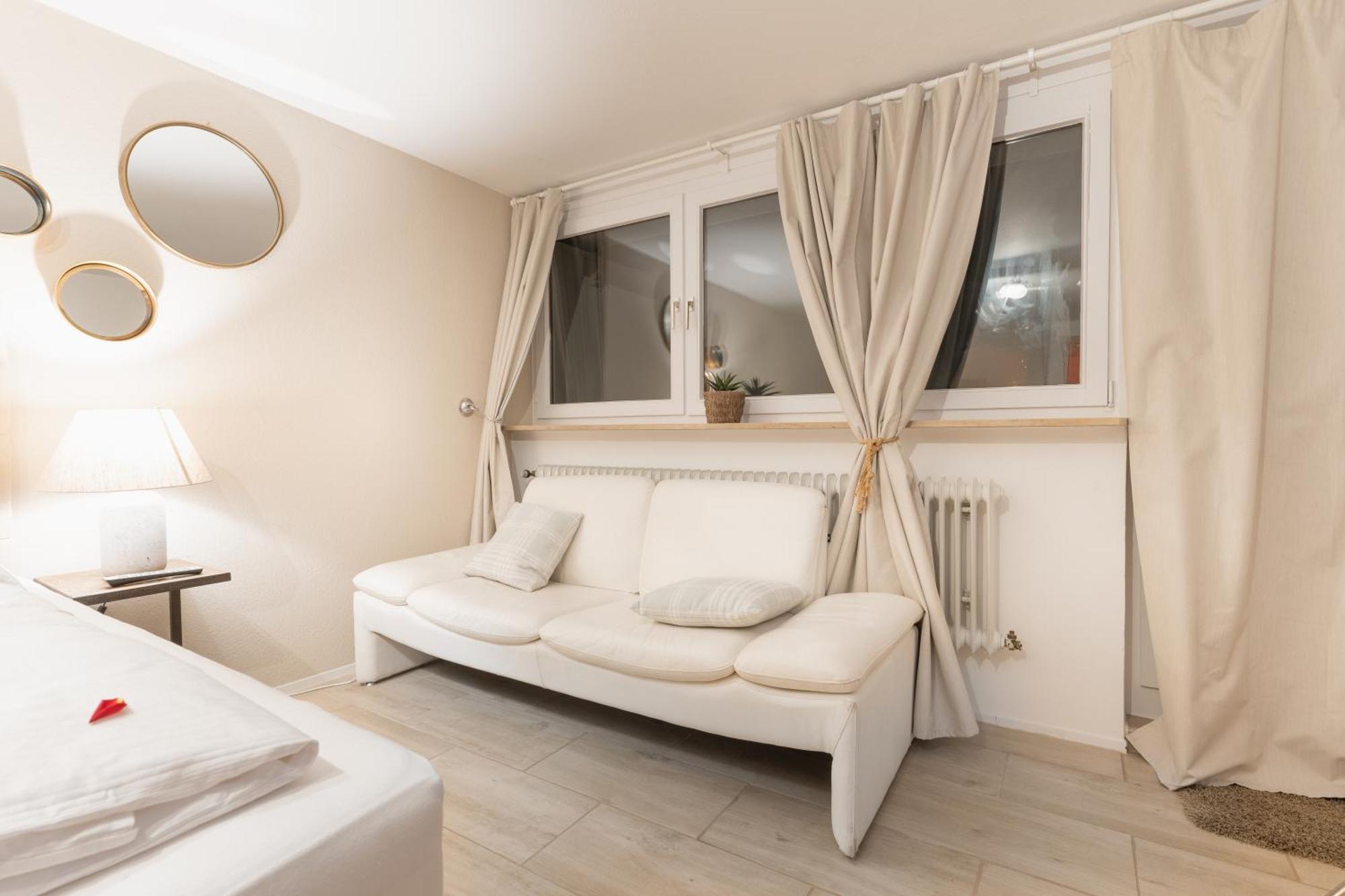 Seeblick-Oase Istayunixi Seenaehe-Sauna-Balkon-Netflix-Parkplatz Ohningen Exteriör bild